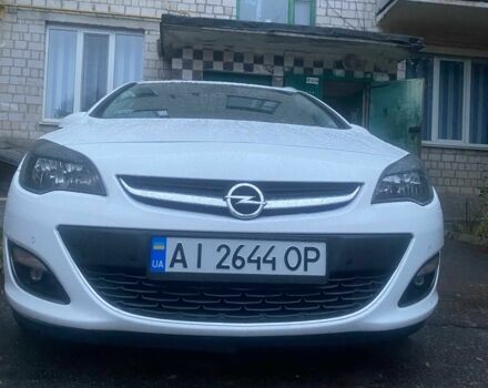Опель Астра 2013 в Фастове на Automoto.ua Белый Опель Астра, объемом двигателя 1.7 л и пробегом 296 тыс. км за 8000 $, фото 5 на Automoto.ua