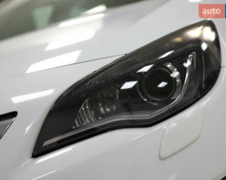 Белый Опель Астра, объемом двигателя 1.7 л и пробегом 140 тыс. км за 7700 $, фото 14 на Automoto.ua