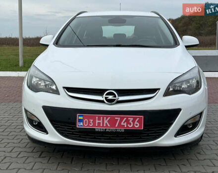 Белый Опель Астра, объемом двигателя 1.4 л и пробегом 170 тыс. км за 7600 $, фото 2 на Automoto.ua