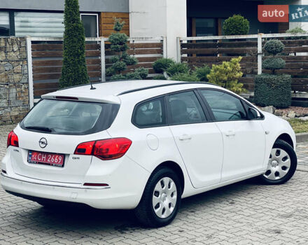 Опель Астра 2013 у Львові на Automoto.ua Білий Опель Астра, об'ємом двигуна 1.7 л та пробігом 192 тис. км за 7300 $, фото 15 на Automoto.ua