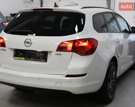 Белый Опель Астра, объемом двигателя 1.7 л и пробегом 140 тыс. км за 7700 $, фото 38 на Automoto.ua