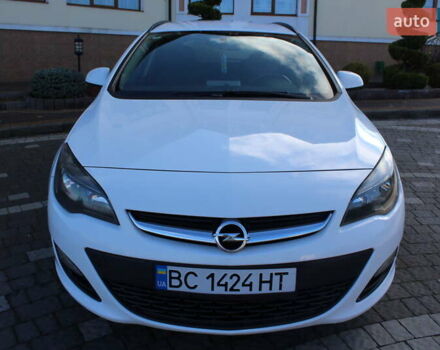 Белый Опель Астра, объемом двигателя 1.69 л и пробегом 224 тыс. км за 7490 $, фото 3 на Automoto.ua