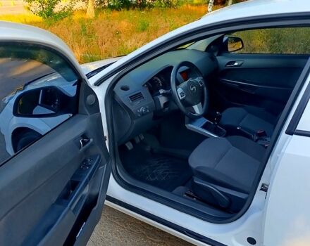 Белый Опель Астра, объемом двигателя 1.6 л и пробегом 195 тыс. км за 6800 $, фото 7 на Automoto.ua