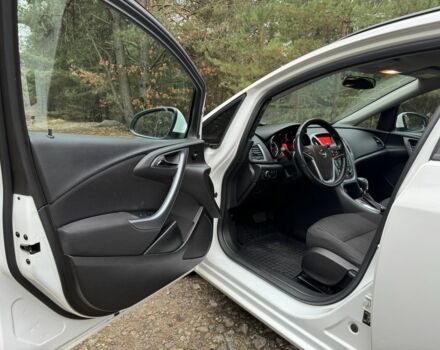 Белый Опель Астра, объемом двигателя 2 л и пробегом 167 тыс. км за 10500 $, фото 8 на Automoto.ua