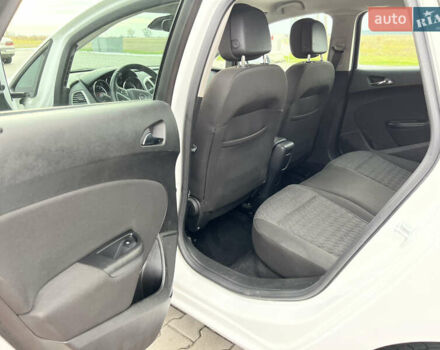 Белый Опель Астра, объемом двигателя 1.4 л и пробегом 170 тыс. км за 7600 $, фото 20 на Automoto.ua