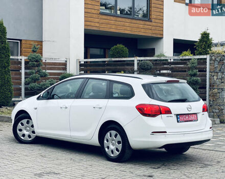 Опель Астра 2013 у Львові на Automoto.ua Білий Опель Астра, об'ємом двигуна 1.7 л та пробігом 192 тис. км за 7300 $, фото 9 на Automoto.ua