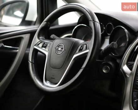 Белый Опель Астра, объемом двигателя 1.7 л и пробегом 140 тыс. км за 7700 $, фото 83 на Automoto.ua