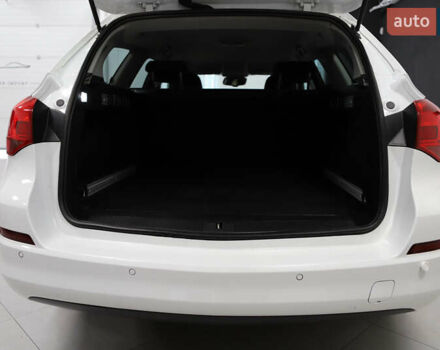 Белый Опель Астра, объемом двигателя 1.7 л и пробегом 140 тыс. км за 7700 $, фото 87 на Automoto.ua