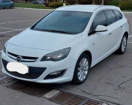 Белый Опель Астра, объемом двигателя 1.69 л и пробегом 226 тыс. км за 7400 $, фото 5 на Automoto.ua