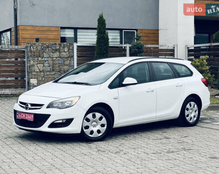 Опель Астра 2013 у Львові на Automoto.ua Білий Опель Астра, об'ємом двигуна 1.7 л та пробігом 192 тис. км за 7300 $, фото 2 на Automoto.ua
