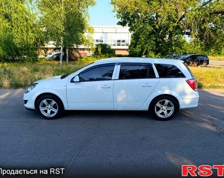 Белый Опель Астра, объемом двигателя 1.6 л и пробегом 195 тыс. км за 6800 $, фото 4 на Automoto.ua