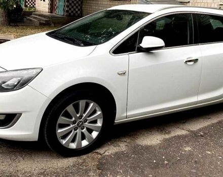 Опель Астра 2013 в Фастове на Automoto.ua Белый Опель Астра, объемом двигателя 1.7 л и пробегом 296 тыс. км за 8000 $, фото 1 на Automoto.ua