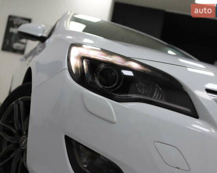 Белый Опель Астра, объемом двигателя 1.7 л и пробегом 140 тыс. км за 7700 $, фото 26 на Automoto.ua