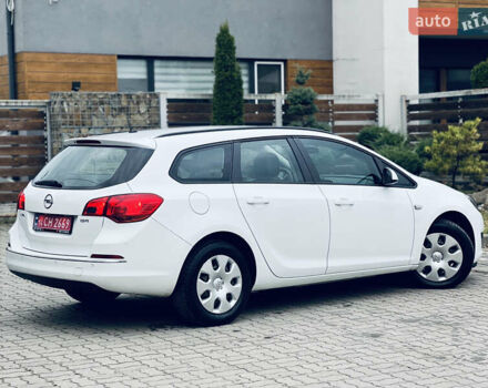 Опель Астра 2013 у Львові на Automoto.ua Білий Опель Астра, об'ємом двигуна 1.7 л та пробігом 192 тис. км за 7300 $, фото 13 на Automoto.ua