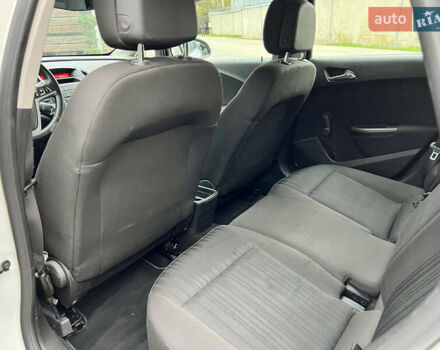 Опель Астра 2013 у Львові на Automoto.ua Білий Опель Астра, об'ємом двигуна 1.7 л та пробігом 192 тис. км за 7300 $, фото 26 на Automoto.ua