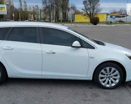 Опель Астра 2013 в Бурштыне на Automoto.ua Белый Опель Астра, объемом двигателя 1.69 л и пробегом 242 тыс. км за 7300 $, фото 3 на Automoto.ua