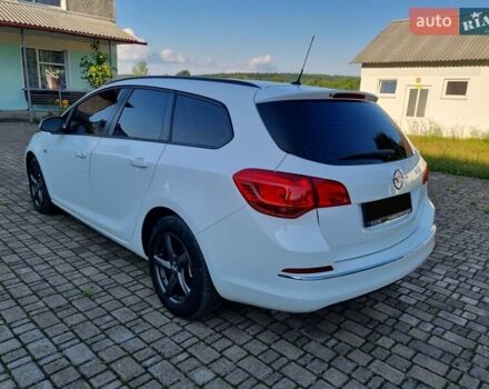 Белый Опель Астра, объемом двигателя 1.25 л и пробегом 195 тыс. км за 6600 $, фото 3 на Automoto.ua