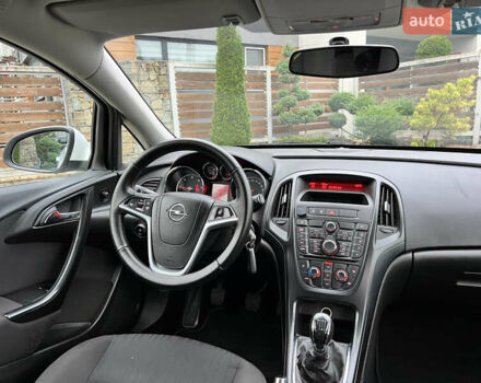 Опель Астра 2013 у Львові на Automoto.ua Білий Опель Астра, об'ємом двигуна 1.7 л та пробігом 192 тис. км за 7300 $, фото 19 на Automoto.ua