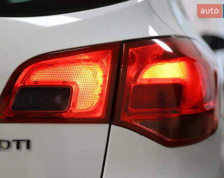 Белый Опель Астра, объемом двигателя 1.7 л и пробегом 140 тыс. км за 7700 $, фото 42 на Automoto.ua