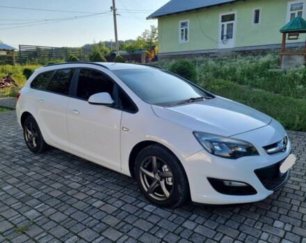 Белый Опель Астра, объемом двигателя 1.25 л и пробегом 195 тыс. км за 6600 $, фото 2 на Automoto.ua