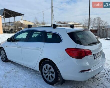 Белый Опель Астра, объемом двигателя 1.69 л и пробегом 256 тыс. км за 8000 $, фото 7 на Automoto.ua