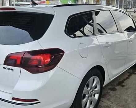 Белый Опель Астра, объемом двигателя 1.7 л и пробегом 297 тыс. км за 8300 $, фото 3 на Automoto.ua