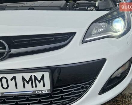 Белый Опель Астра, объемом двигателя 1.7 л и пробегом 297 тыс. км за 8300 $, фото 14 на Automoto.ua
