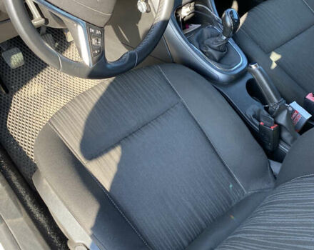 Белый Опель Астра, объемом двигателя 1.3 л и пробегом 250 тыс. км за 7300 $, фото 4 на Automoto.ua