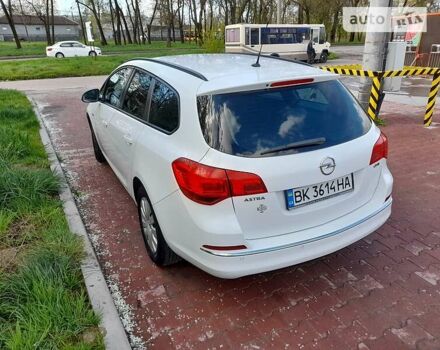 Білий Опель Астра, об'ємом двигуна 1.6 л та пробігом 285 тис. км за 8100 $, фото 4 на Automoto.ua