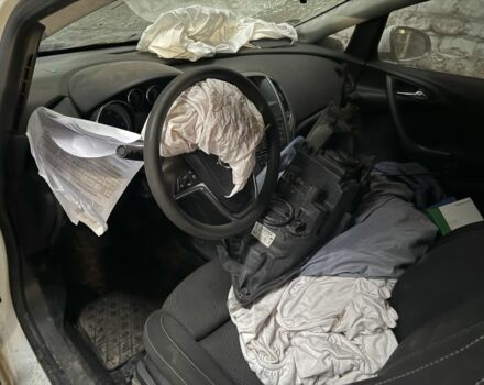 Белый Опель Астра, объемом двигателя 1.6 л и пробегом 150 тыс. км за 4700 $, фото 2 на Automoto.ua