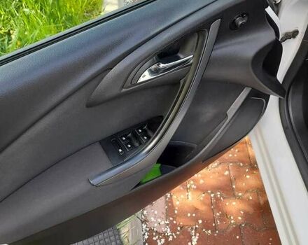 Білий Опель Астра, об'ємом двигуна 1.6 л та пробігом 285 тис. км за 8100 $, фото 7 на Automoto.ua