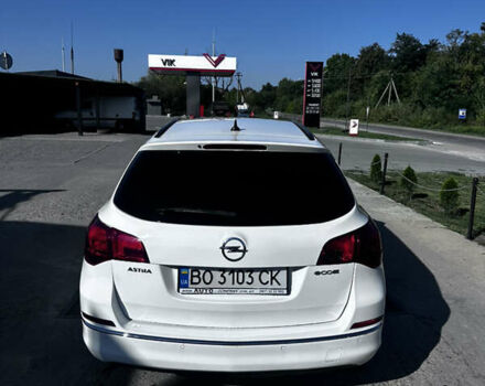 Опель Астра 2015 в Подгайцах на Automoto.ua Белый Опель Астра, объемом двигателя 1.6 л и пробегом 239 тыс. км за 8200 $, фото 3 на Automoto.ua