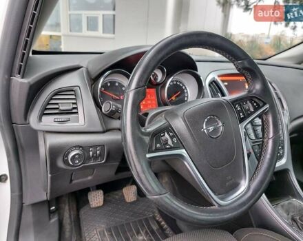 Белый Опель Астра, объемом двигателя 1.6 л и пробегом 211 тыс. км за 9300 $, фото 13 на Automoto.ua