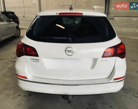Белый Опель Астра, объемом двигателя 1.6 л и пробегом 230 тыс. км за 9500 $, фото 7 на Automoto.ua