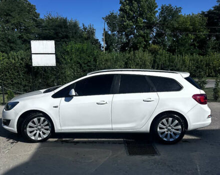 Опель Астра 2015 в Подгайцах на Automoto.ua Белый Опель Астра, объемом двигателя 1.6 л и пробегом 239 тыс. км за 8200 $, фото 1 на Automoto.ua