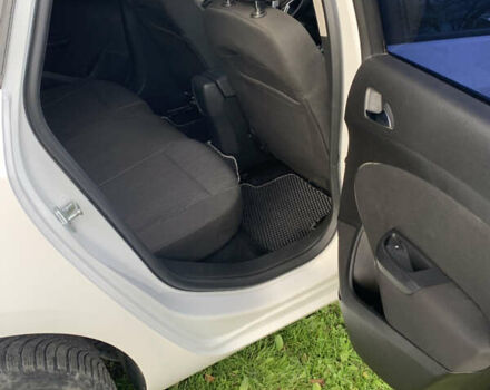 Белый Опель Астра, объемом двигателя 1.6 л и пробегом 271 тыс. км за 8700 $, фото 16 на Automoto.ua