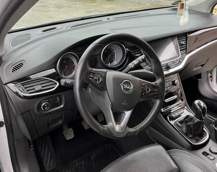 Белый Опель Астра, объемом двигателя 1.6 л и пробегом 224 тыс. км за 11400 $, фото 10 на Automoto.ua