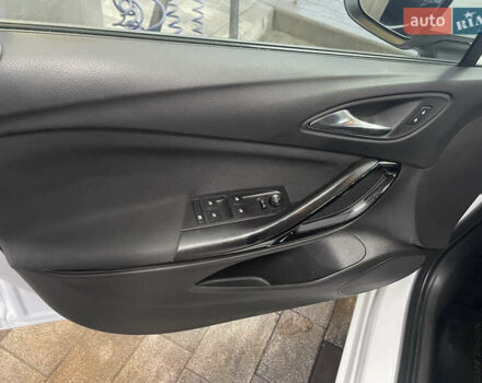 Белый Опель Астра, объемом двигателя 1.6 л и пробегом 221 тыс. км за 9500 $, фото 10 на Automoto.ua