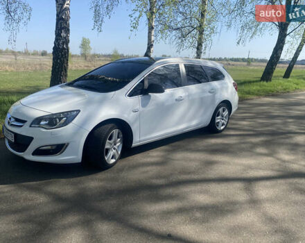 Опель Астра 2016 в Борисполе на Automoto.ua Белый Опель Астра, объемом двигателя 1.6 л и пробегом 290 тыс. км за 9400 $, фото 1 на Automoto.ua