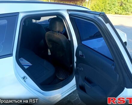 Белый Опель Астра, объемом двигателя 1.4 л и пробегом 76 тыс. км за 9600 $, фото 2 на Automoto.ua