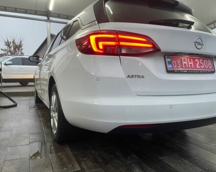 Белый Опель Астра, объемом двигателя 1.6 л и пробегом 221 тыс. км за 9500 $, фото 2 на Automoto.ua