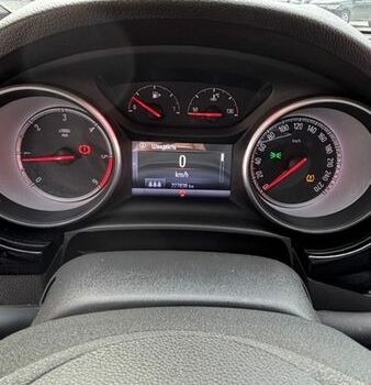 Белый Опель Астра, объемом двигателя 1.6 л и пробегом 227 тыс. км за 10700 $, фото 18 на Automoto.ua