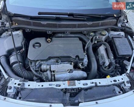 Белый Опель Астра, объемом двигателя 1.4 л и пробегом 114 тыс. км за 11300 $, фото 16 на Automoto.ua