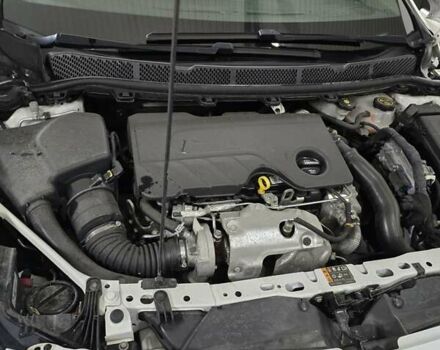 Опель Астра 2017 в Бердичеве на Automoto.ua Белый Опель Астра, объемом двигателя 1.6 л и пробегом 169 тыс. км за 8800 $, фото 18 на Automoto.ua