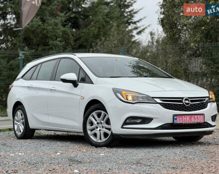 Белый Опель Астра, объемом двигателя 1.6 л и пробегом 182 тыс. км за 9999 $, фото 32 на Automoto.ua