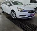 Опель Астра 2017 в Бердичеве на Automoto.ua Белый Опель Астра, объемом двигателя 1.6 л и пробегом 169 тыс. км за 8800 $, фото 4 на Automoto.ua