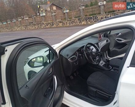 Білий Опель Астра, об'ємом двигуна 1.6 л та пробігом 203 тис. км за 9900 $, фото 7 на Automoto.ua