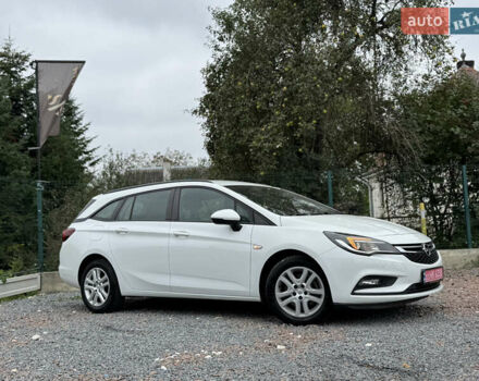 Белый Опель Астра, объемом двигателя 1.6 л и пробегом 182 тыс. км за 9999 $, фото 30 на Automoto.ua