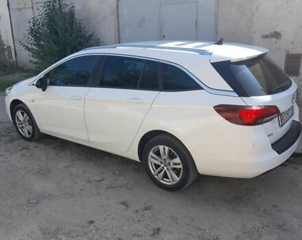 Білий Опель Астра, об'ємом двигуна 1.6 л та пробігом 212 тис. км за 10000 $, фото 12 на Automoto.ua