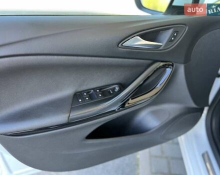 Белый Опель Астра, объемом двигателя 1.6 л и пробегом 196 тыс. км за 11250 $, фото 24 на Automoto.ua